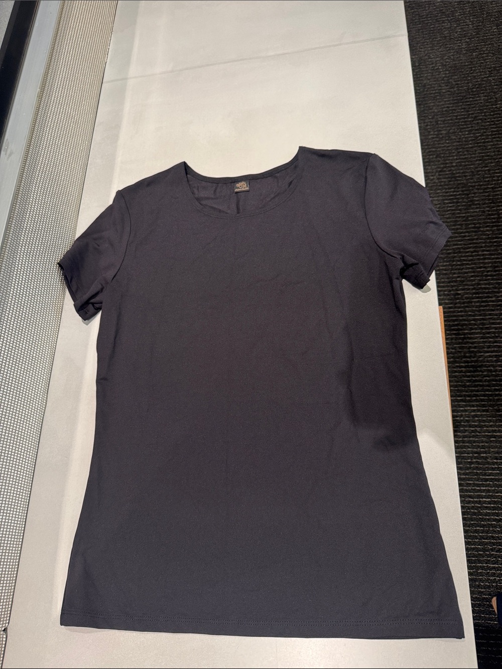 Women’s Black Crewneck Short Sleeve Top